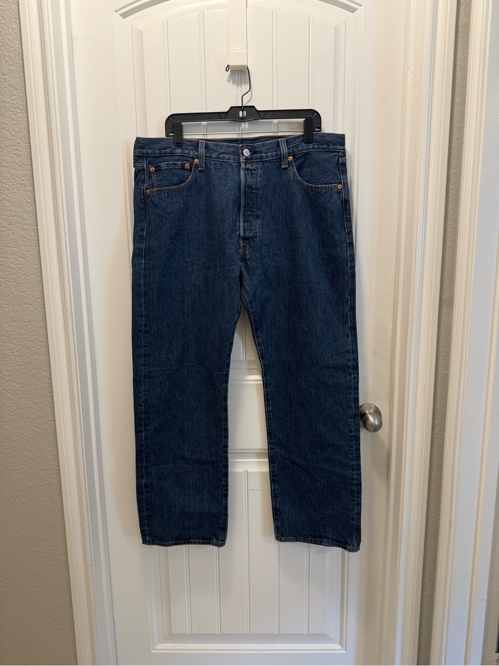 New Levi's 501 Men's Blue Denim Jeans Medium Wash Straight Leg Button Fly 36x29
